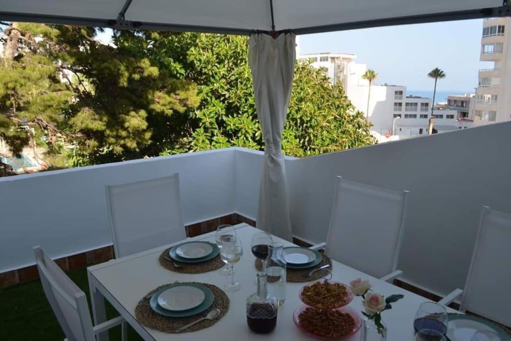 Love Rent4 Malaga Yolamar Benalmádena Exteriör bild