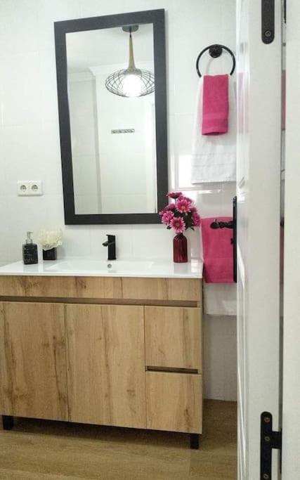 Love Rent4 Malaga Yolamar Benalmádena Exteriör bild