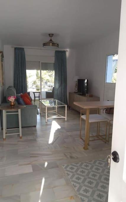 Love Rent4 Malaga Yolamar Benalmádena Exteriör bild